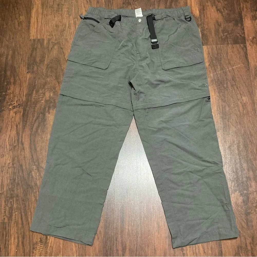 The North Face Short/Court Convertible Utility Pants plenty of pockets XXL GuC - Picture 1 of 16